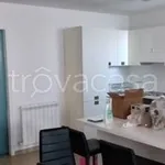 Affitto 4 camera appartamento di 149 m² in Perugia