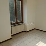 Affitto 3 camera appartamento di 95 m² in Sotto il Monte Giovanni XXIII