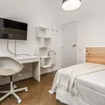 Rent 7 bedroom apartment in Barcelona