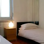 Rent 2 bedroom apartment of 60 m² in Milan