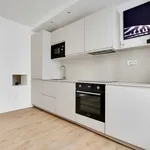 Rent 2 bedroom apartment of 440 m² in Paris