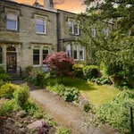 Rent 4 bedroom house in Yorkshire And The Humber