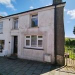 Rent 3 bedroom flat in Wales