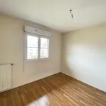 Appartement de 683 m² avec 3 chambre(s) en location à FONTAINE