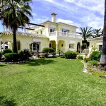 Rent 5 bedroom house of 1090 m² in Marbella