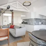 Rent 4 bedroom apartment of 140 m² in porto