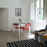 Rent a room in naples