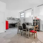 Rent 4 bedroom apartment in Milan