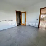 Rent 3 bedroom apartment of 150 m² in Cantù