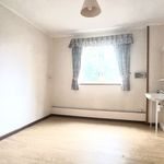 Rent 5 bedroom house in West Midlands