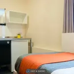 Rent a room in West Midlands