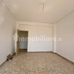 Affitto 5 camera appartamento di 138 m² in Palermo