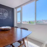 Rent 1 bedroom apartment of 50 m² in lisbon