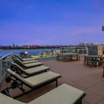 Rent 3 bedroom apartment in Jersey City