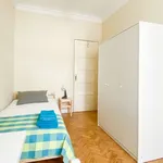 Rent a room in lisbon