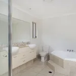 Rent 4 bedroom house in Brisbane City