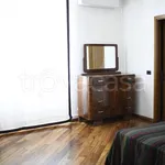 Rent 4 bedroom house of 175 m² in Milano