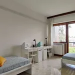 Rent a room of 80 m² in milan