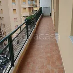 Rent 4 bedroom apartment of 80 m² in Genova