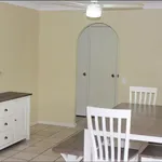 Rent 4 bedroom house in Burleigh Waters