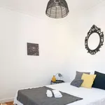 Rent a room of 120 m² in lisbon