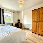 Rent 4 bedroom flat in Winchester