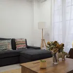 Rent 2 bedroom apartment of 90 m² in barcelona