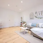 Miete 2 Schlafzimmer wohnung von 60 m² in Nürnberg