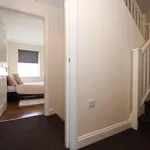 Rent 4 bedroom flat in Leicester