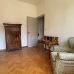 Rent 7 bedroom house of 250 m² in Roma