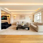 Rent 3 bedroom apartment of 377 m² in Brussels