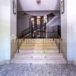 Rent 5 bedroom apartment of 160 m² in Palermo