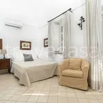 Rent 4 bedroom house of 130 m² in Anacapri