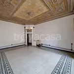 Affitto 5 camera appartamento di 115 m² in Firenze