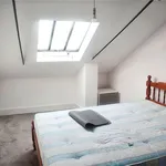 Rent 2 bedroom apartment in Yorkshire And The Humber