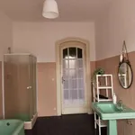 Rent a room in turin