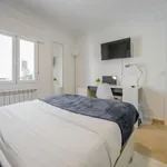 Rent a room of 100 m² in madrid