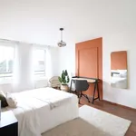 Rent a room of 137 m² in Lille