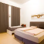 Miete 2 Schlafzimmer wohnung von 60 m² in Berlin