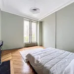 Appartement de 141 m² avec 4 chambre(s) en location à Louveciennes