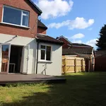 Rent 4 bedroom flat in Belfast