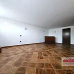 Rent 3 bedroom house of 250 m² in monticello conte otto