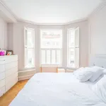 Rent 2 bedroom flat in London