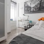 Rent 4 bedroom apartment in Valencia