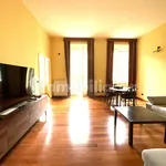 Rent 3 bedroom apartment of 87 m² in Genoa