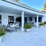 Alquilo 7 dormitorio casa de 650 m² en Marbella