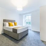 Rent 5 bedroom apartment in Scotland