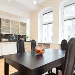 Rent 4 bedroom apartment of 160 m² in Berlin