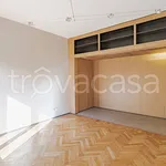 Rent 2 bedroom apartment of 85 m² in Milano