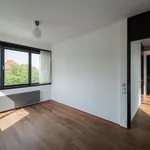 Pronajměte si 6 ložnic/e dům o rozloze 246 m² v Capital City of Prague